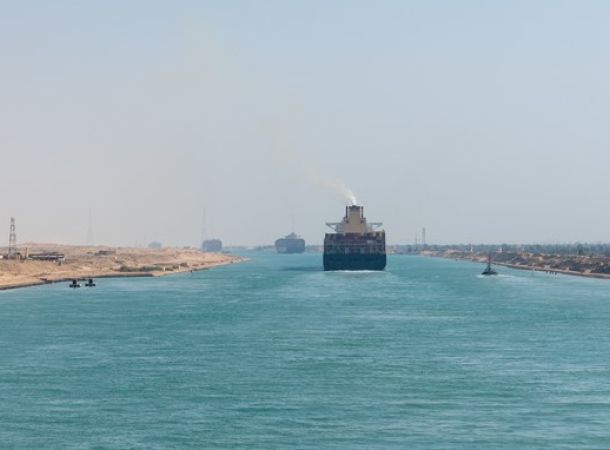 suez-canal-towards-a-resumption-of-traffic
